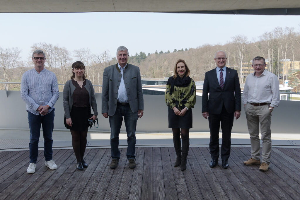 Miklós Kellermayer (Dean of Faculty of Medicine – Semmelweis University) visited EMBL in Heidelberg.